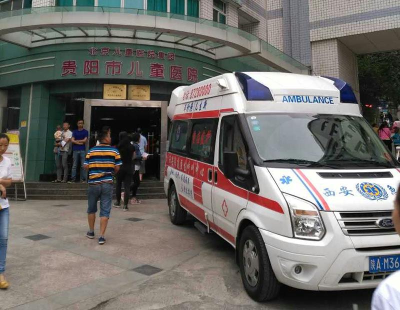 嘉鱼县救护车转院